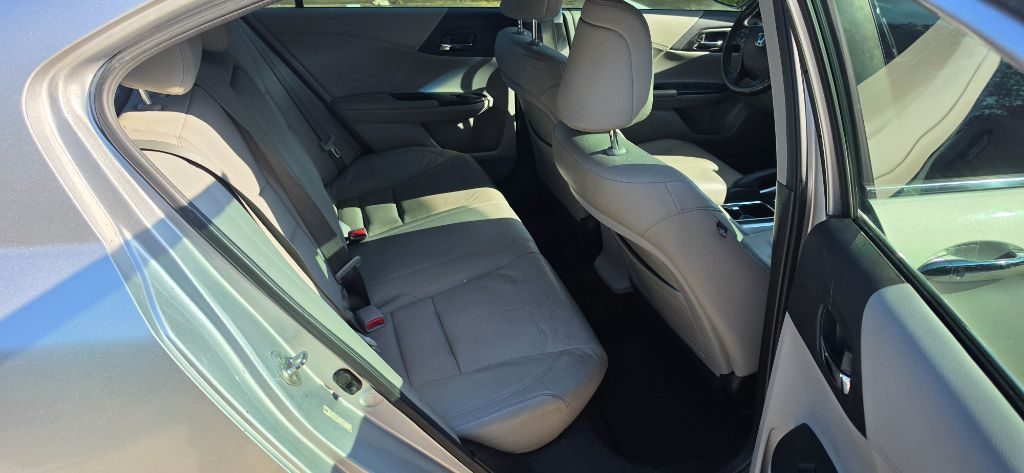 2013 Honda Accord EX-L - Photo 12